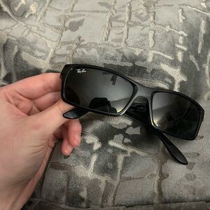 Ray-Ban Classic Black Sunglasses